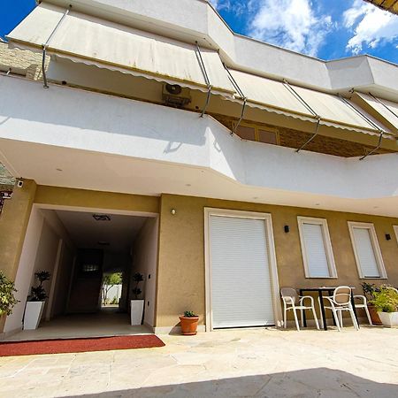 Comfort Villa Vlore Luaran gambar