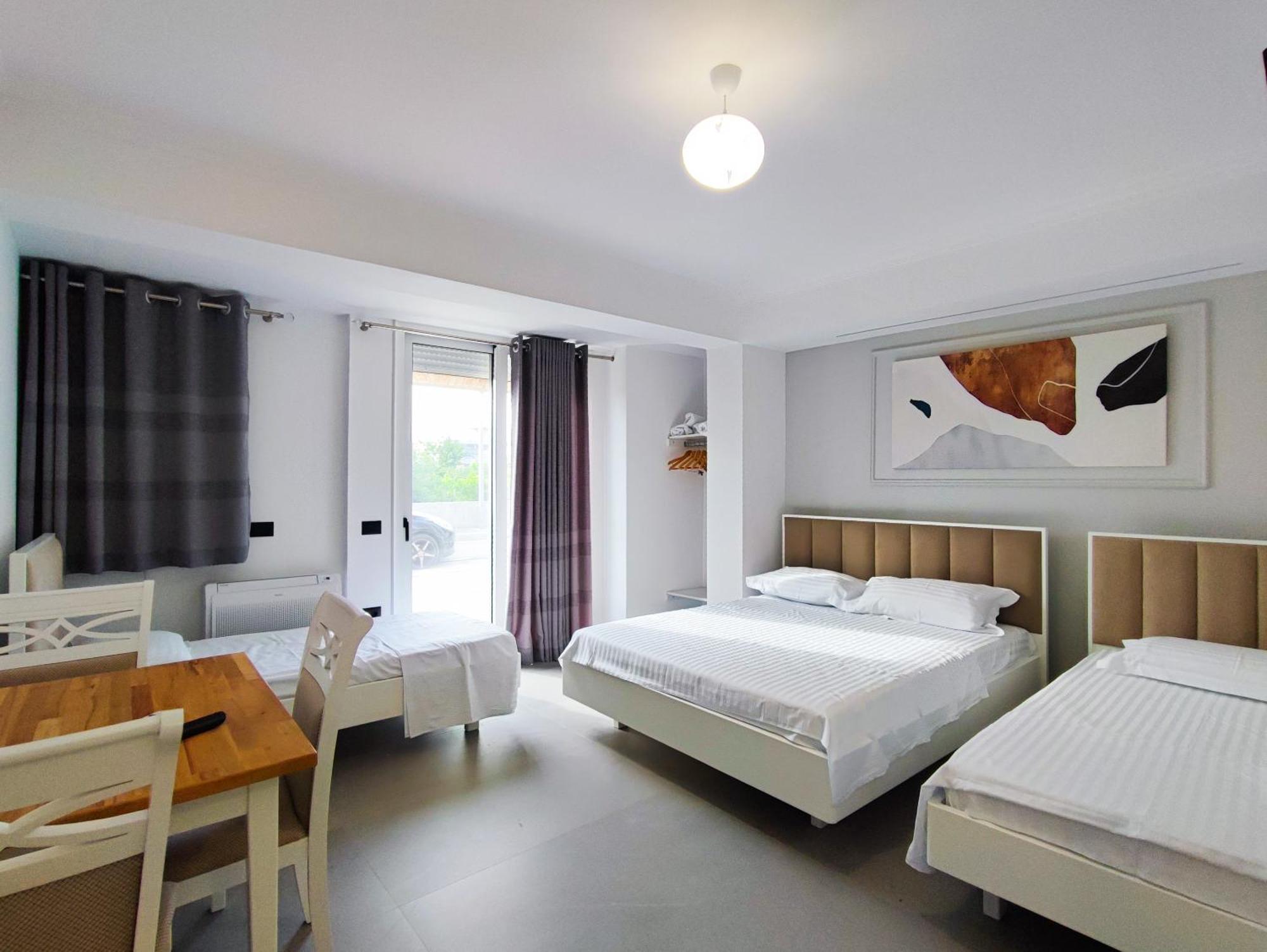 Comfort Villa Vlore Luaran gambar