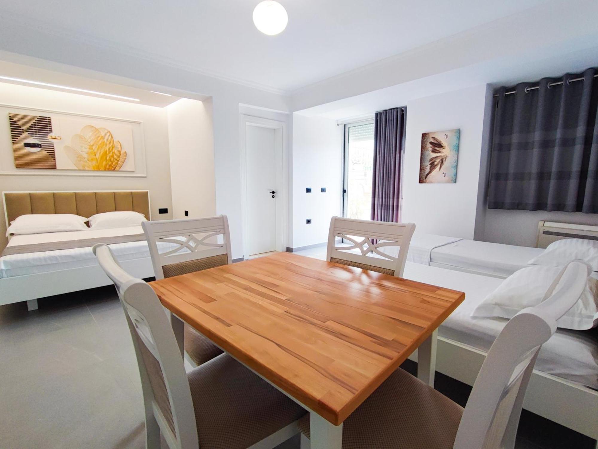 Comfort Villa Vlore Luaran gambar