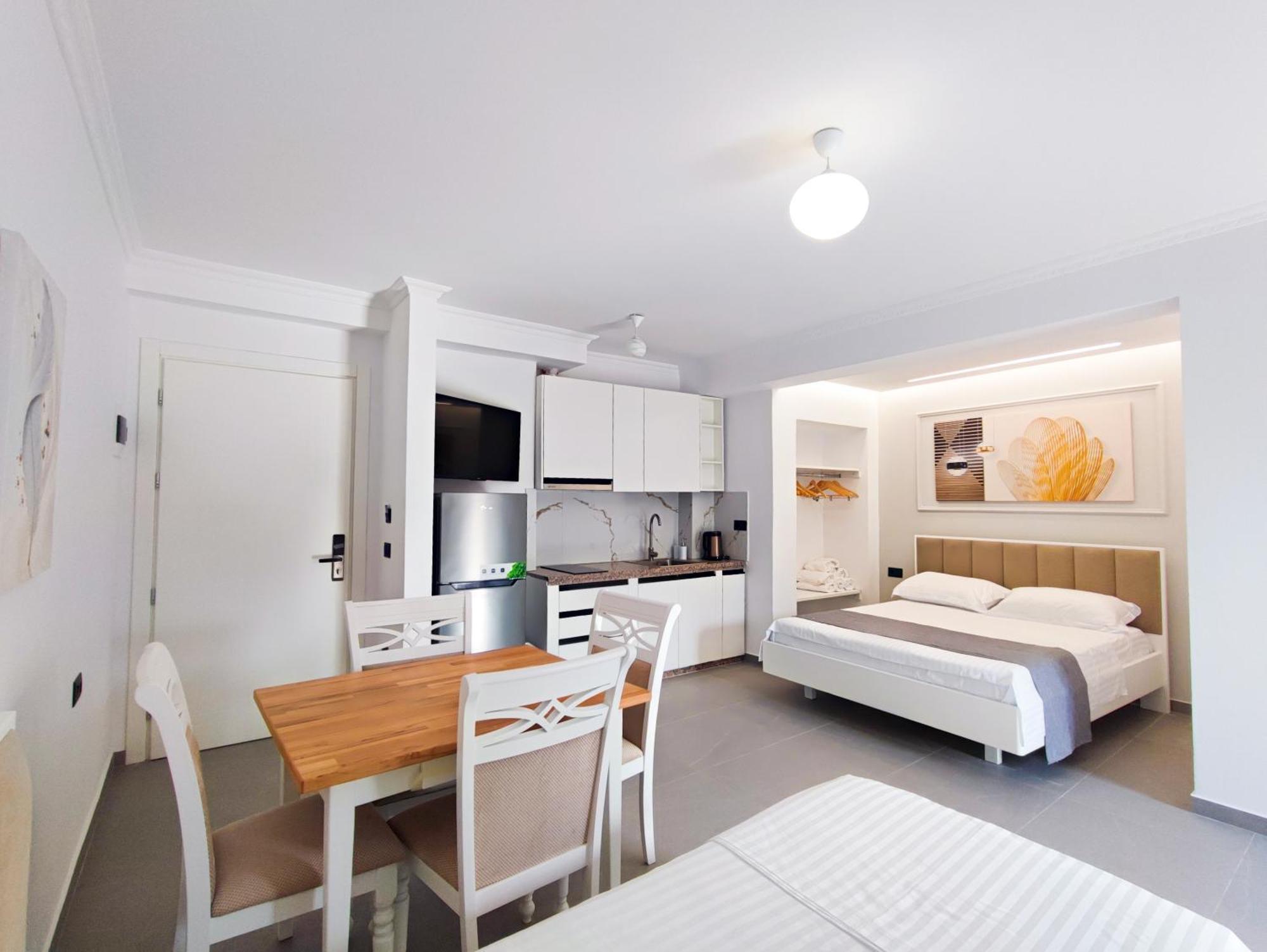 Comfort Villa Vlore Luaran gambar