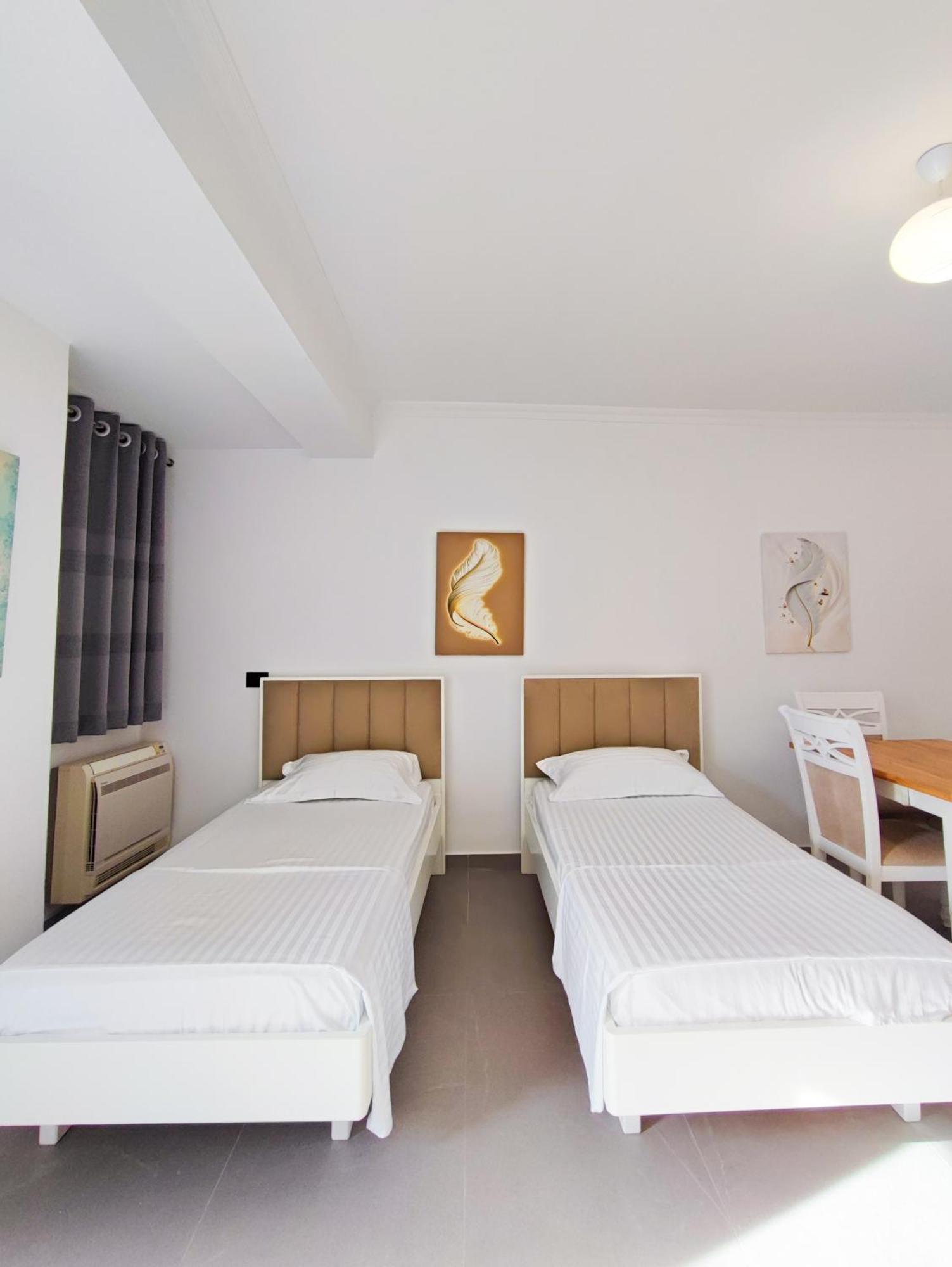 Comfort Villa Vlore Luaran gambar