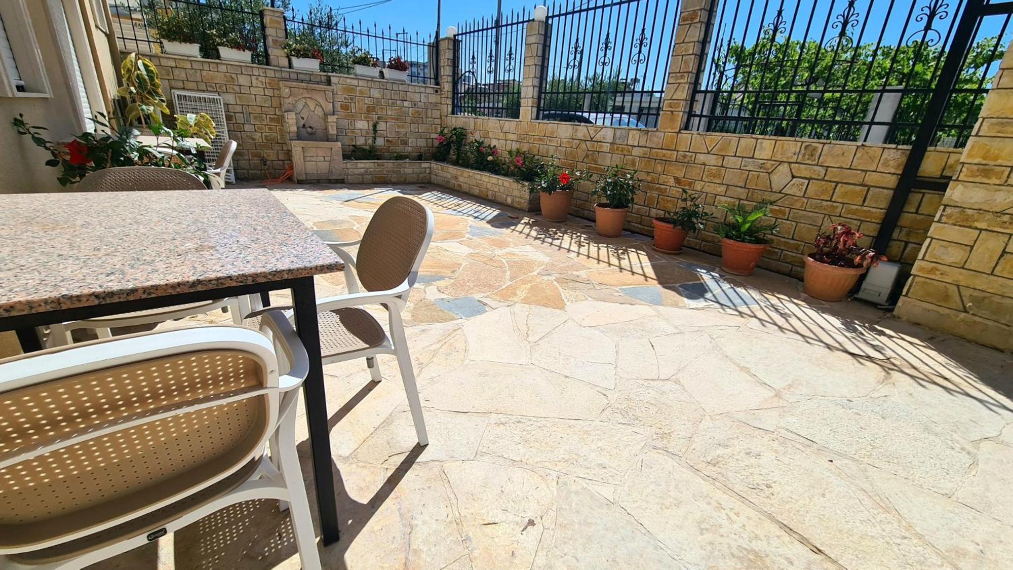 Comfort Villa Vlore Luaran gambar